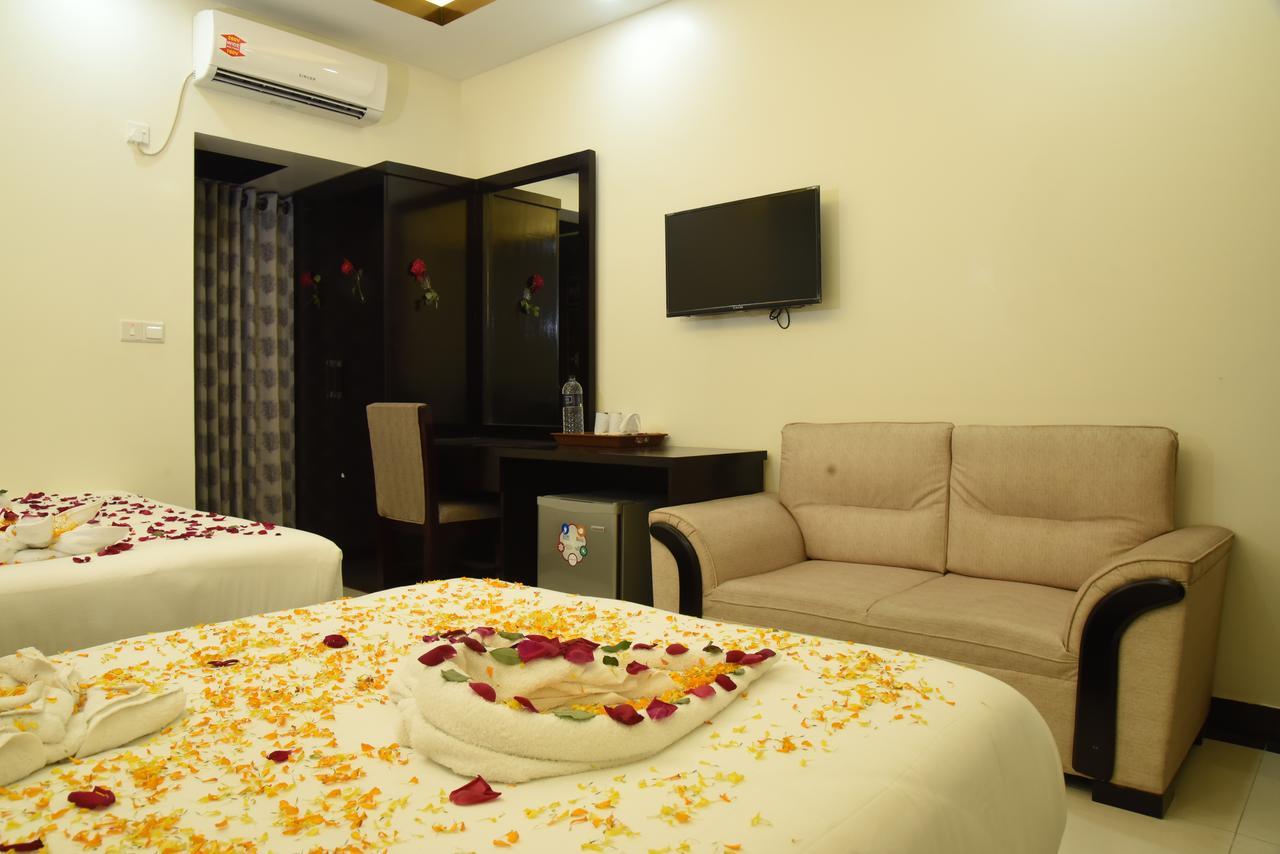 Hotel Elaf International Koks Badźar Zewnętrze zdjęcie